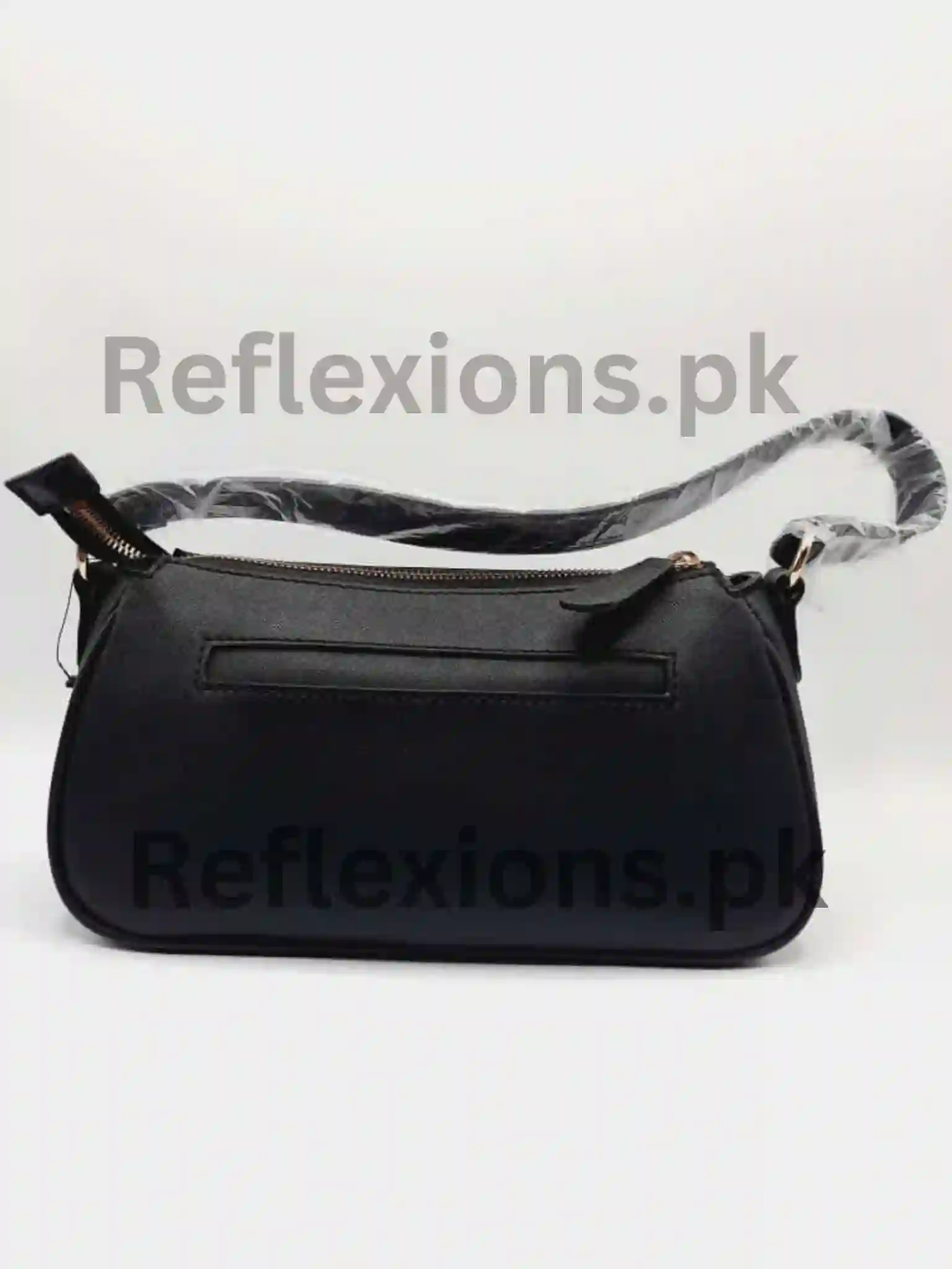 Buy Guess Handbags-53123-668 Available @ - Reflexions