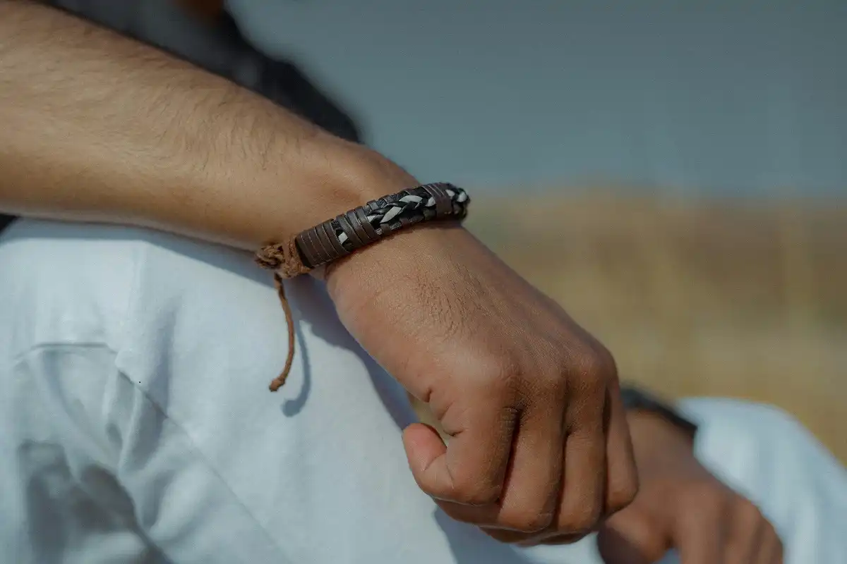 Mens bracelets in Pakistan